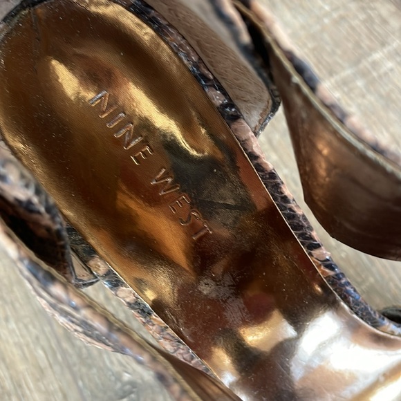 Nine West Python 🐍 Heels Women’s 6.5 - Picture 7 of 9